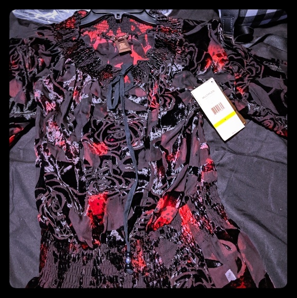 Blouse - Picture 1 of 5